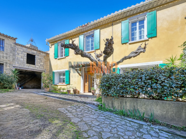 Maison de Charme à Beauvoisin avec Jardin