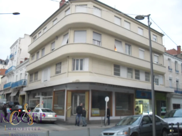 Studio de 34m2 à Vichy, Place de la Poste