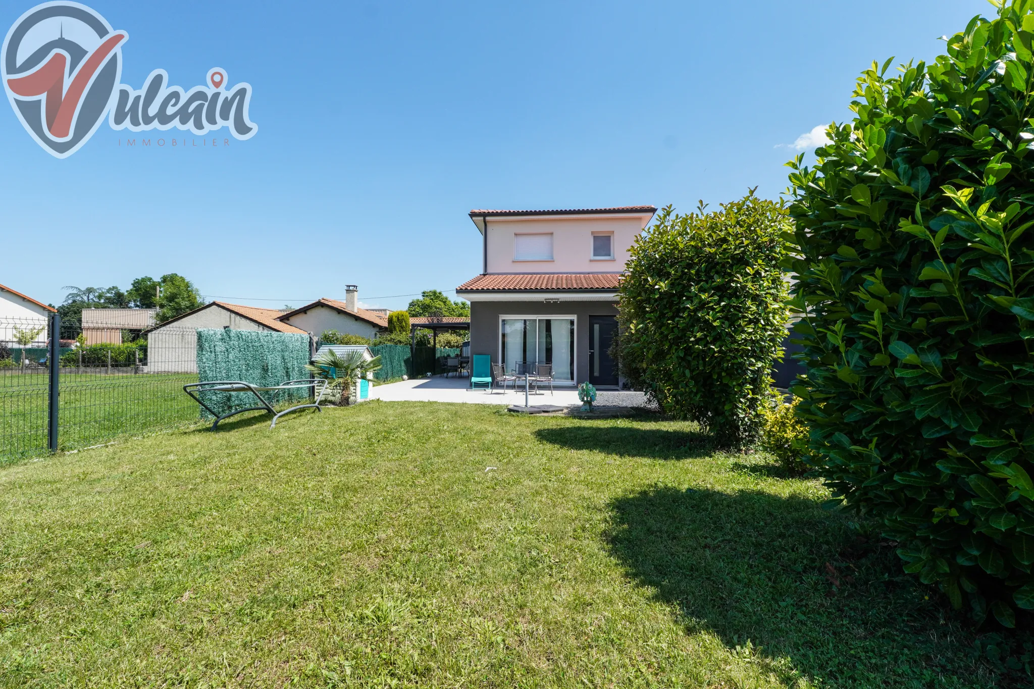 Maison Lumineuse de 82 m² avec 3 Chambres à Pont du chateau 