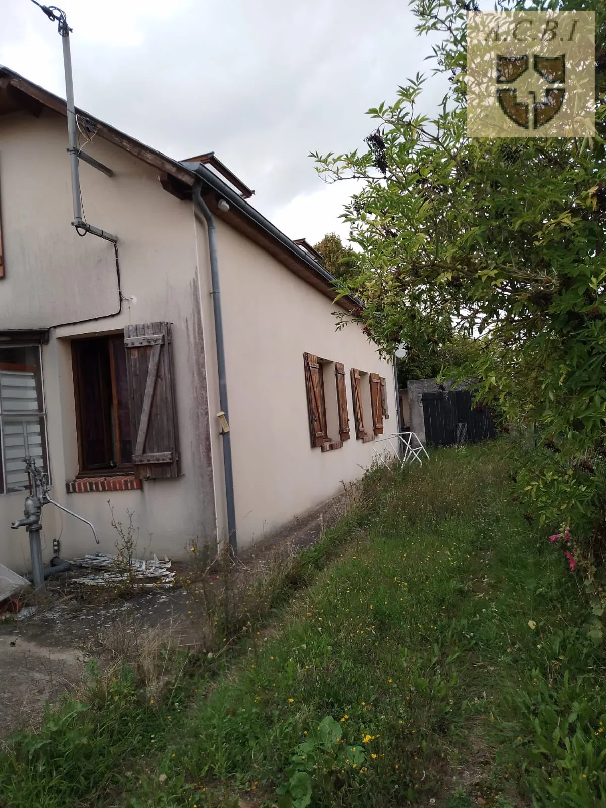 Maison de village à Vendome avec jardin et garage 