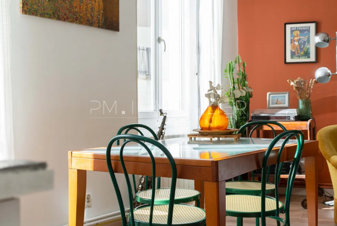 Charming Apartment in Marseille Camas Neighborhood 