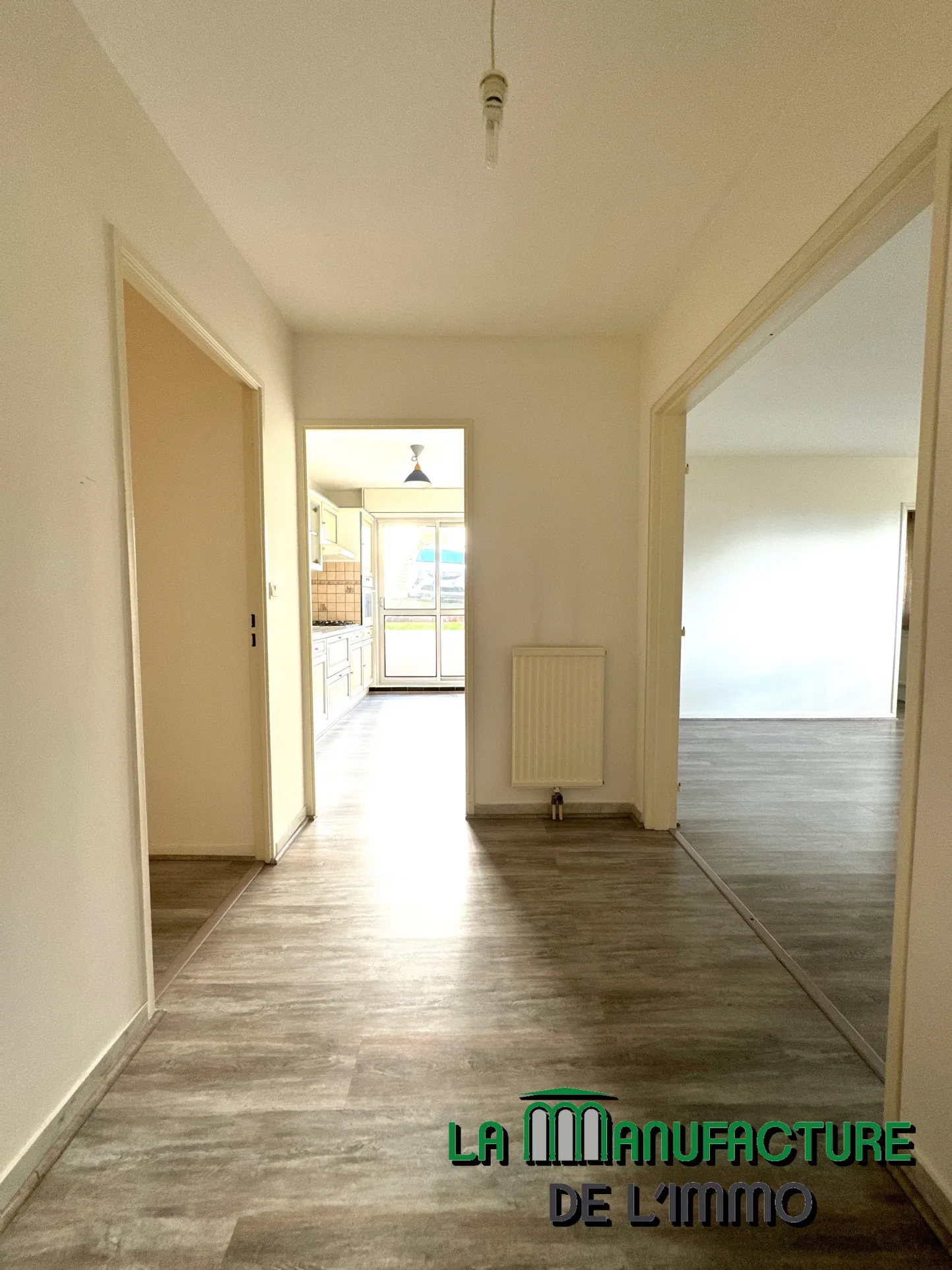 Appartement F3 avec Balcon, Cave et Garage a Saint-Priest-en-Jarez 