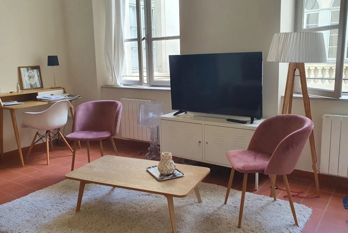 Appartement à vendre à Nimes - Quartier de la Mairie rue Dorée 