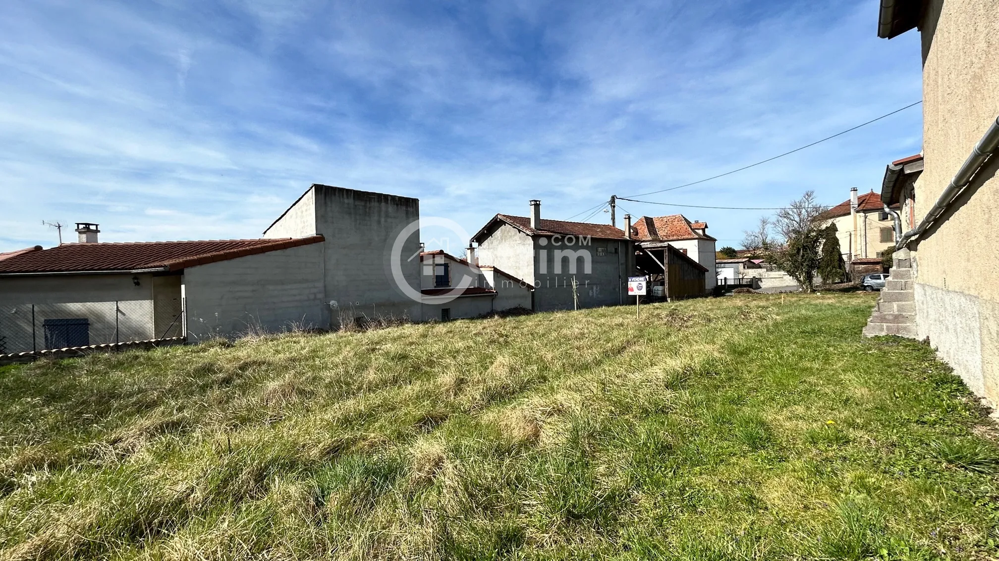 Terrain à bâtir de 1.156m2 à Culhat, 20 min Clermont-Ferrand 