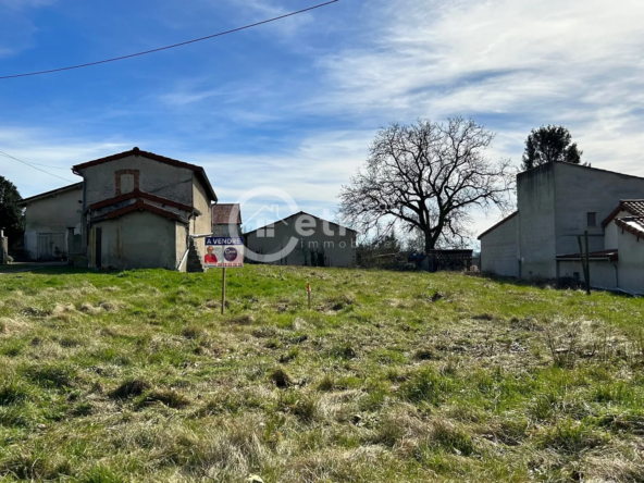 Terrain à bâtir de 1.156m2 à Culhat, 20 min Clermont-Ferrand