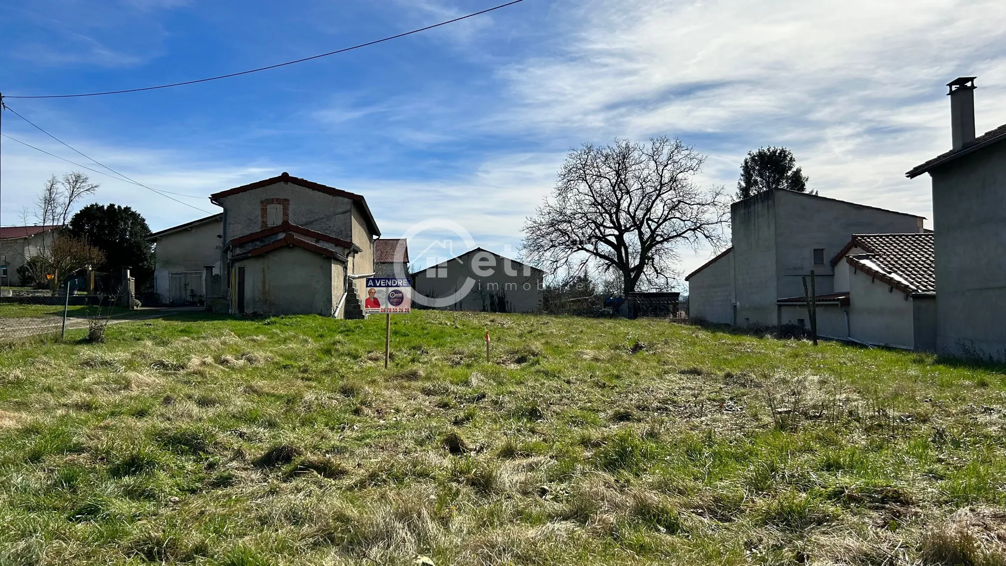 Terrain à bâtir de 1.156m2 à Culhat, 20 min Clermont-Ferrand 