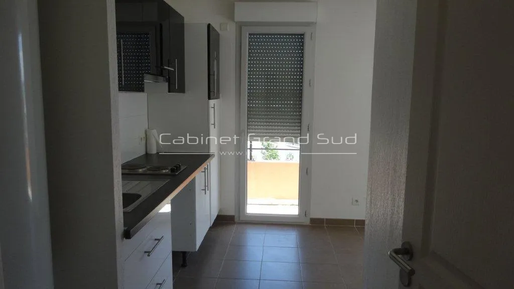 Investment Opportunity: Apartment with Terrace in Montpellier 