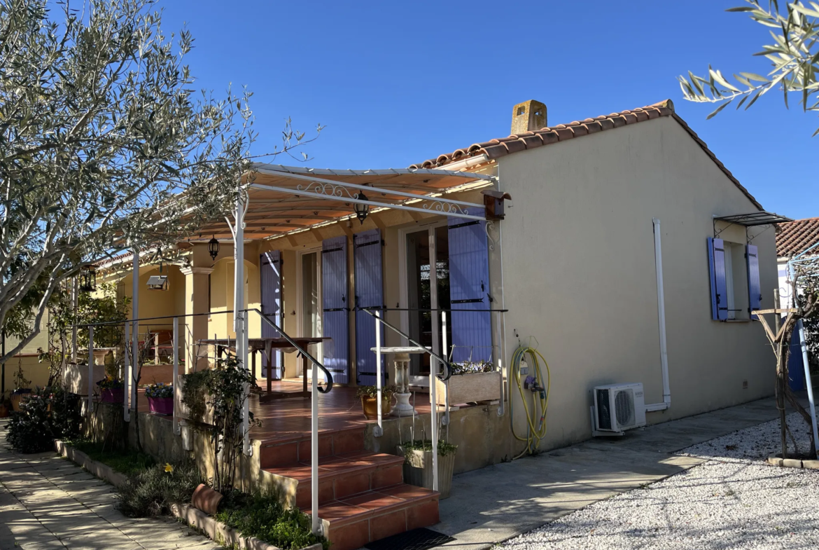 Villa de plain pied avec 3 chambres et terrasse ensoleillée à Pépieux 