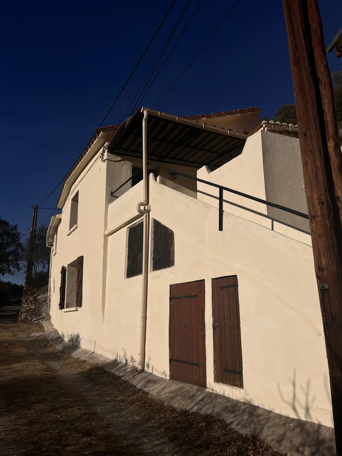 Maison traditionnelle au calme avec jardin et garage 