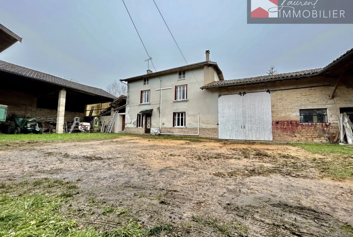 Belle Maison avec Terrasse et Jardin à Arbigny 