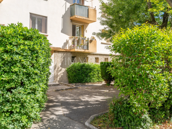 Appartement de type 3 avec vue dégagée et rénové