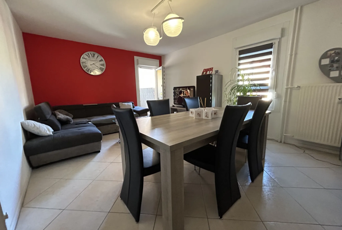 Appartement F4 avec Balcon et Cave à Merlebach 