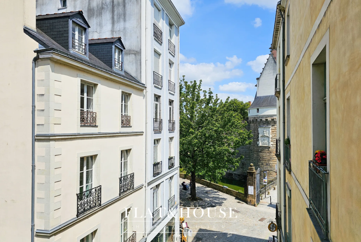 Appartement T2 de 42m2 à Nantes Centre-ville 