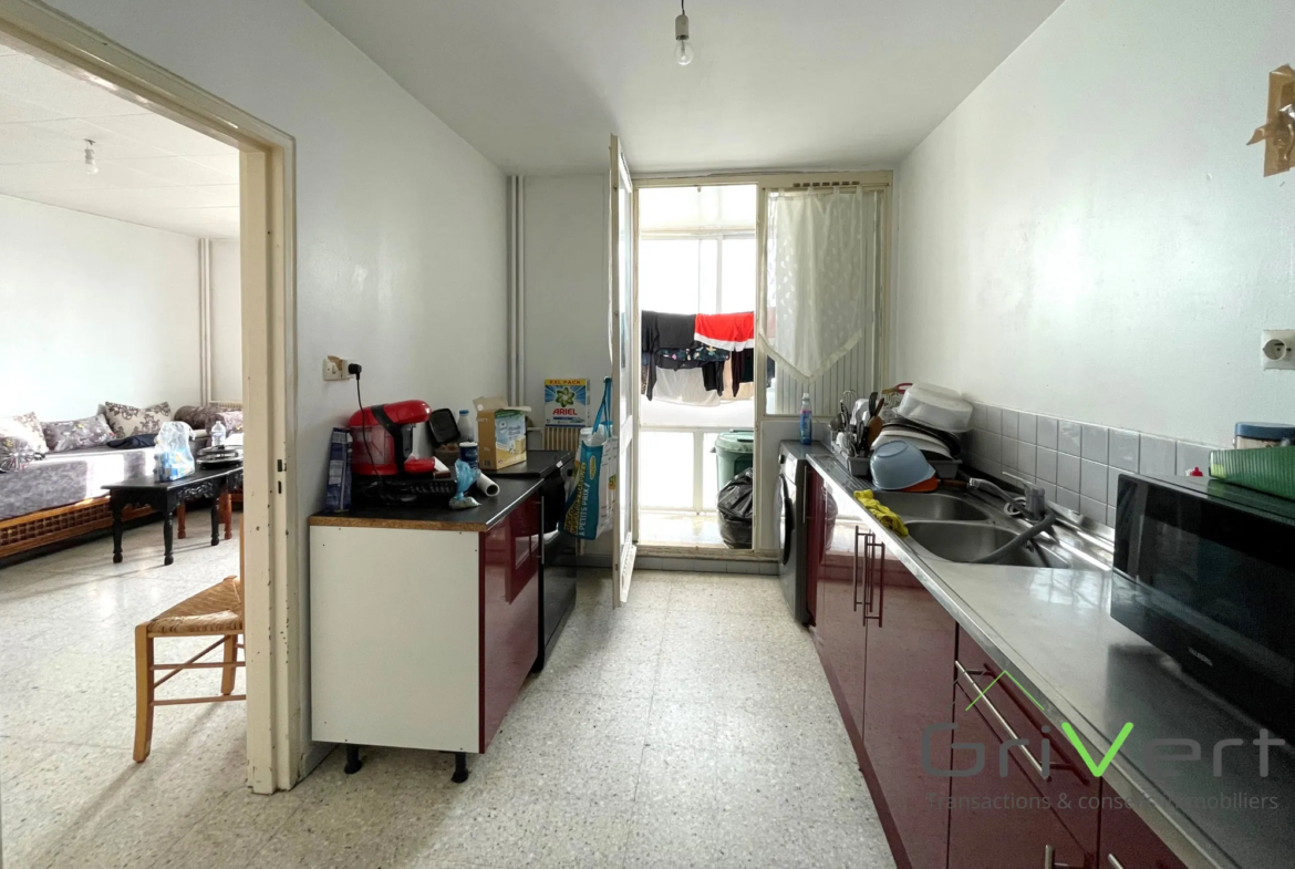 Appartement type 2 à Nimes 