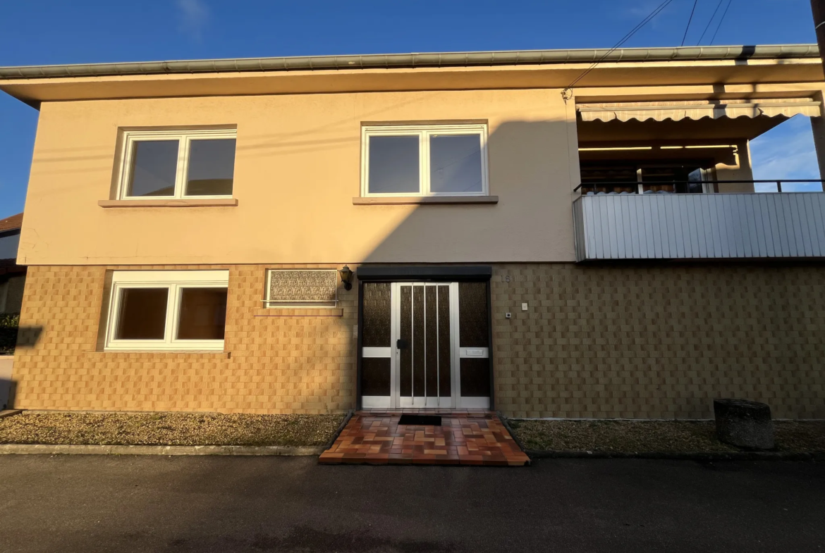 Charmante Maison à Hombourg-Haut avec 4 Chambres 