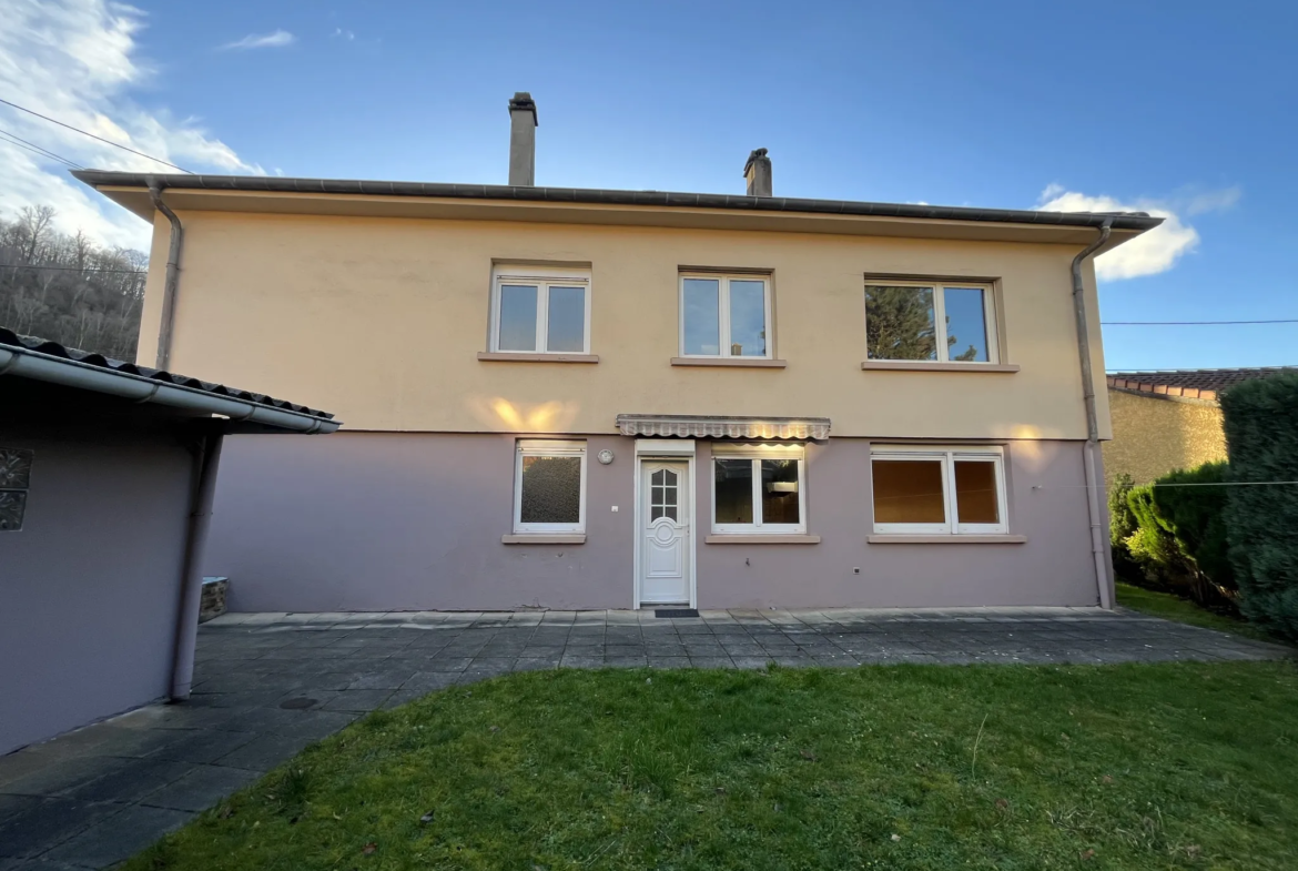 Charmante Maison à Hombourg-Haut avec 4 Chambres 