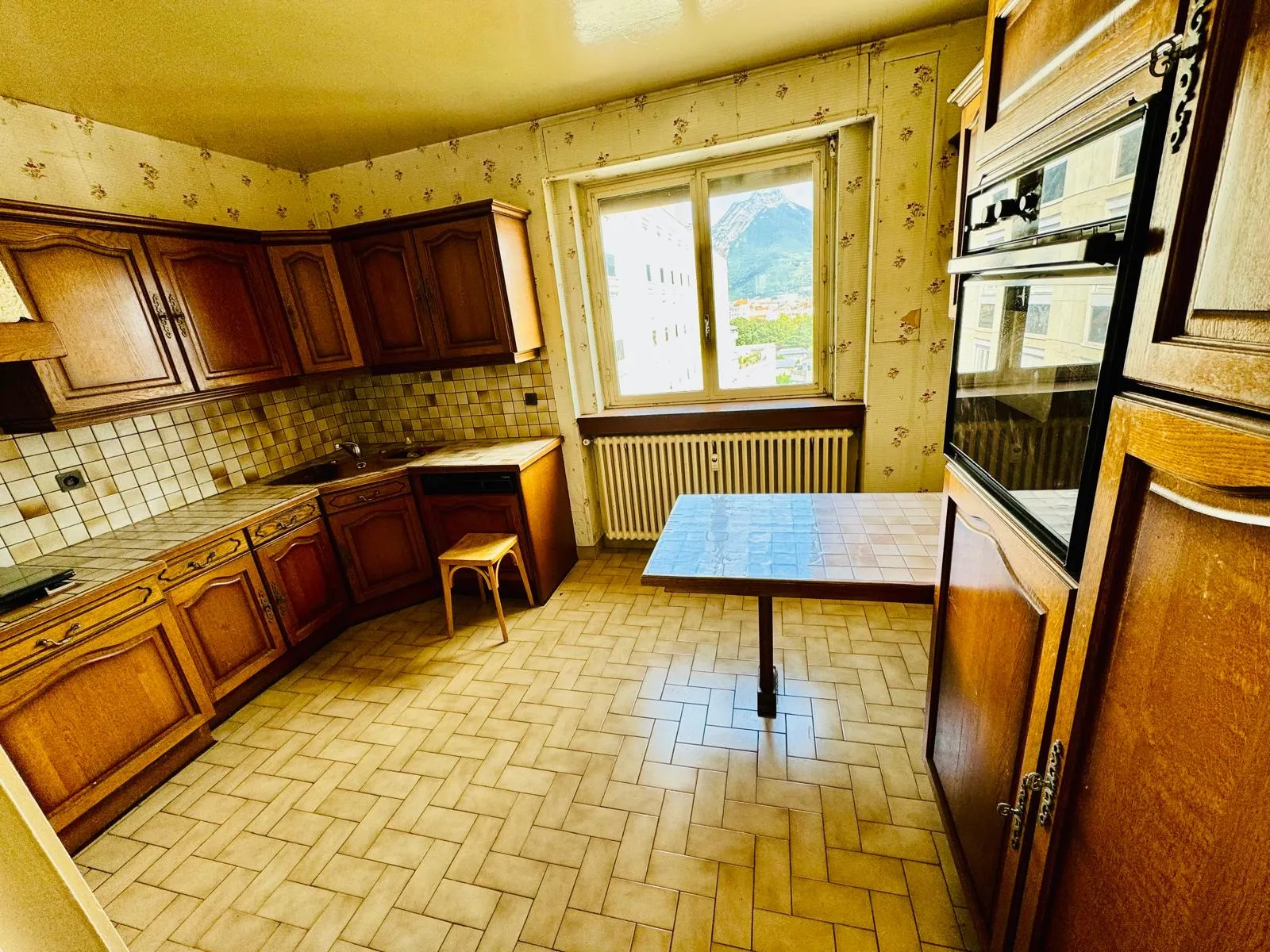 Appartement à Grenoble secteur mutualiste - dernier étage T5 118m2 