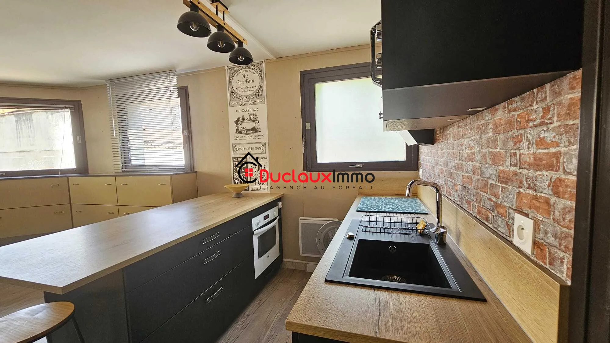 Appartement 3 pièces en très bon état + cave à Aurillac 