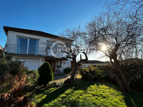 Maison à Lezoux avec Jardin et Garage