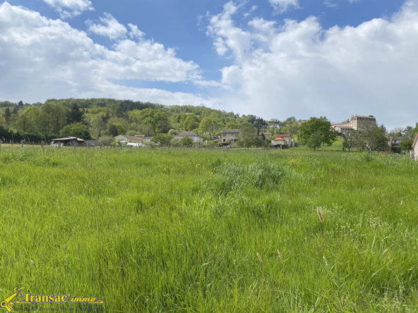 Terrain à vendre à Courpière (63) - 1500m2 dont 700m2 constructibles