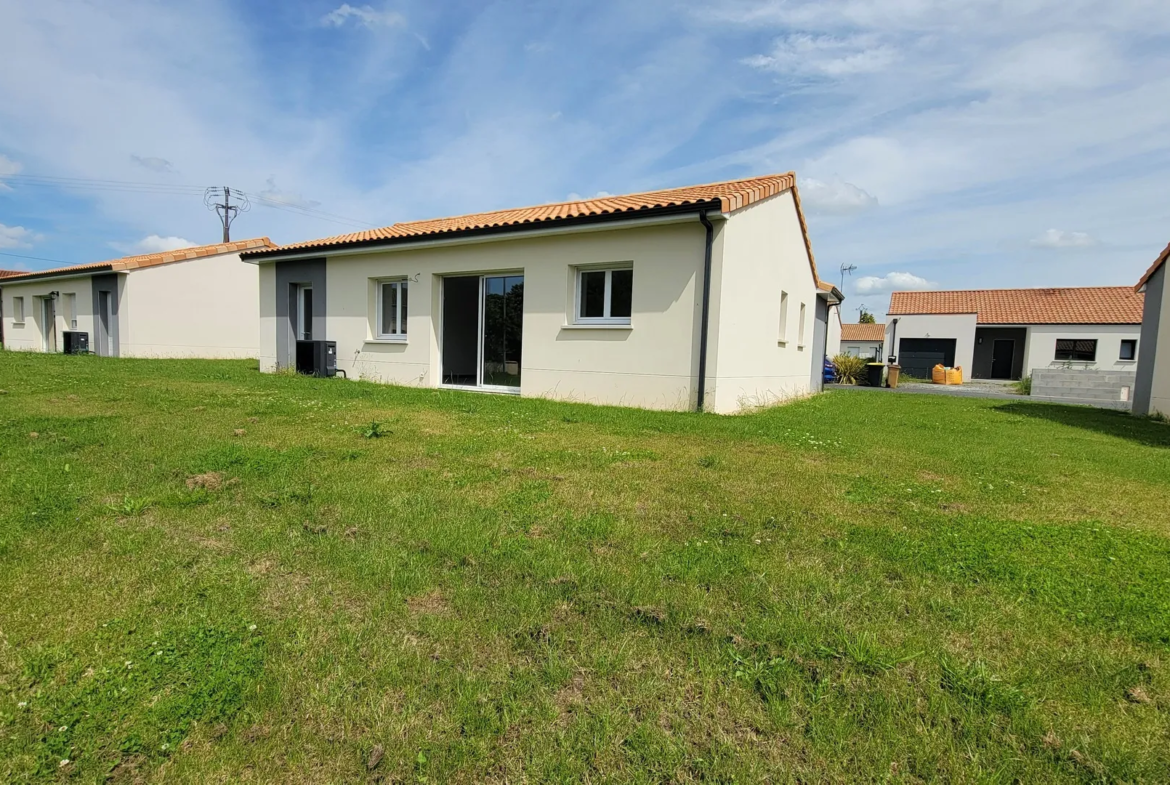 Pavillon Neuf à Vezins - Plain-pied, 2 Chambres 