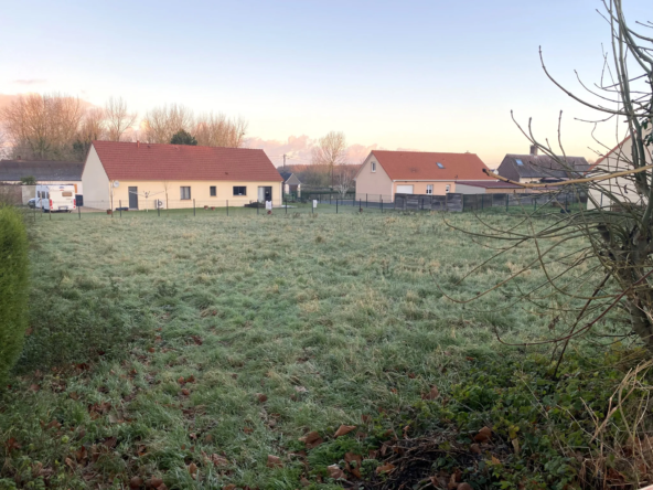 Terrain à bâtir de 1 215m2 à BRUTELLES