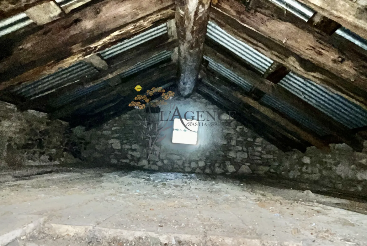 Ancienne grange avec vue mer et montagne à Vallecalle 