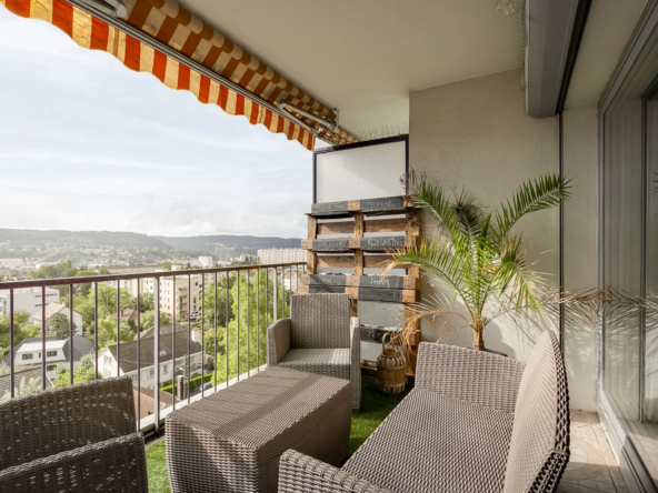 Appartement rénové de 76m2 avec vue sur la Citadelle - Besançon