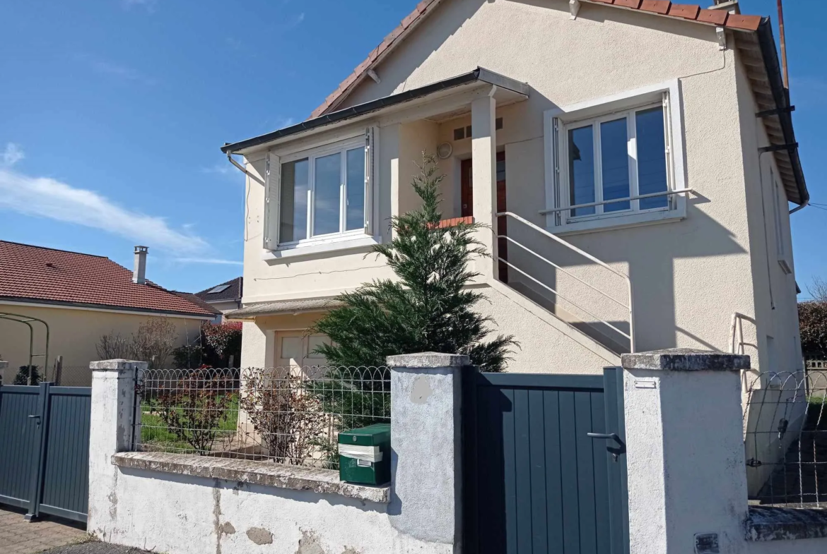 Belle maison rénovée à Bellerive sur Allier 