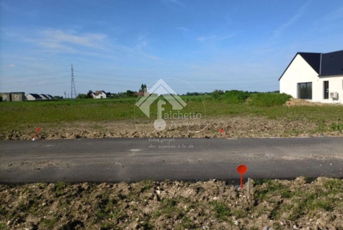 Terrain constructible de 543m2 à Druye (37190) 