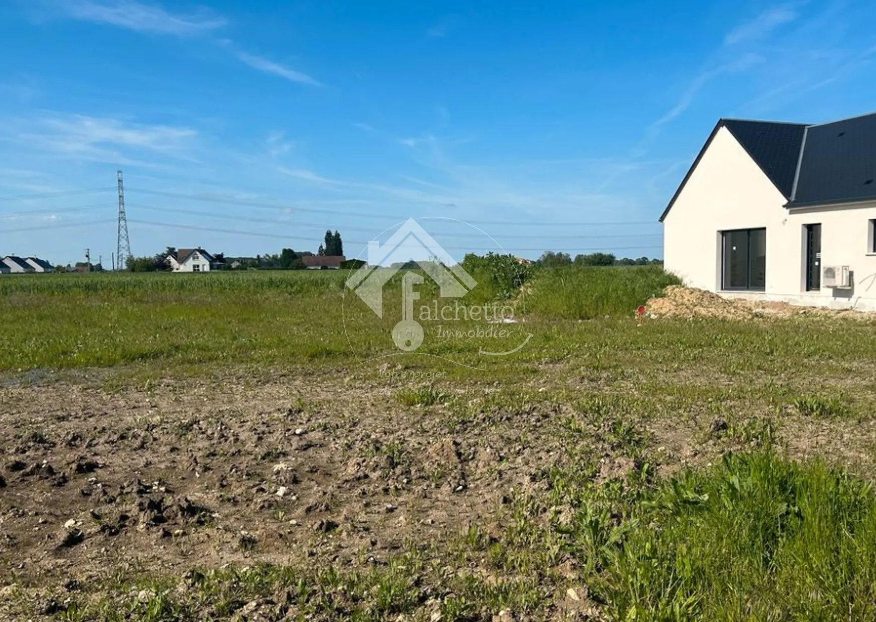 Terrain constructible de 543m2 à Druye (37190) 