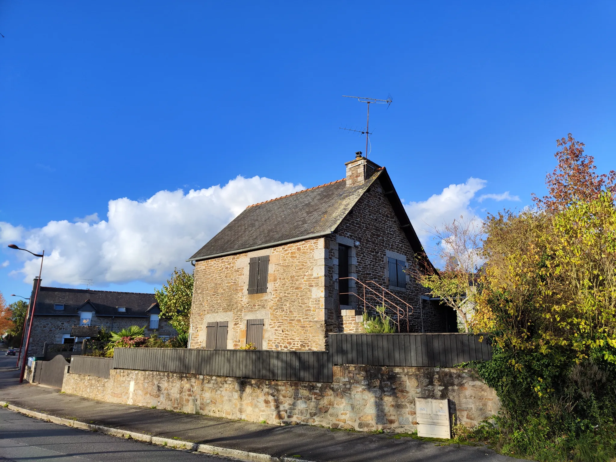 Belle Maison en Pierre à Saint Brice en Coglès 