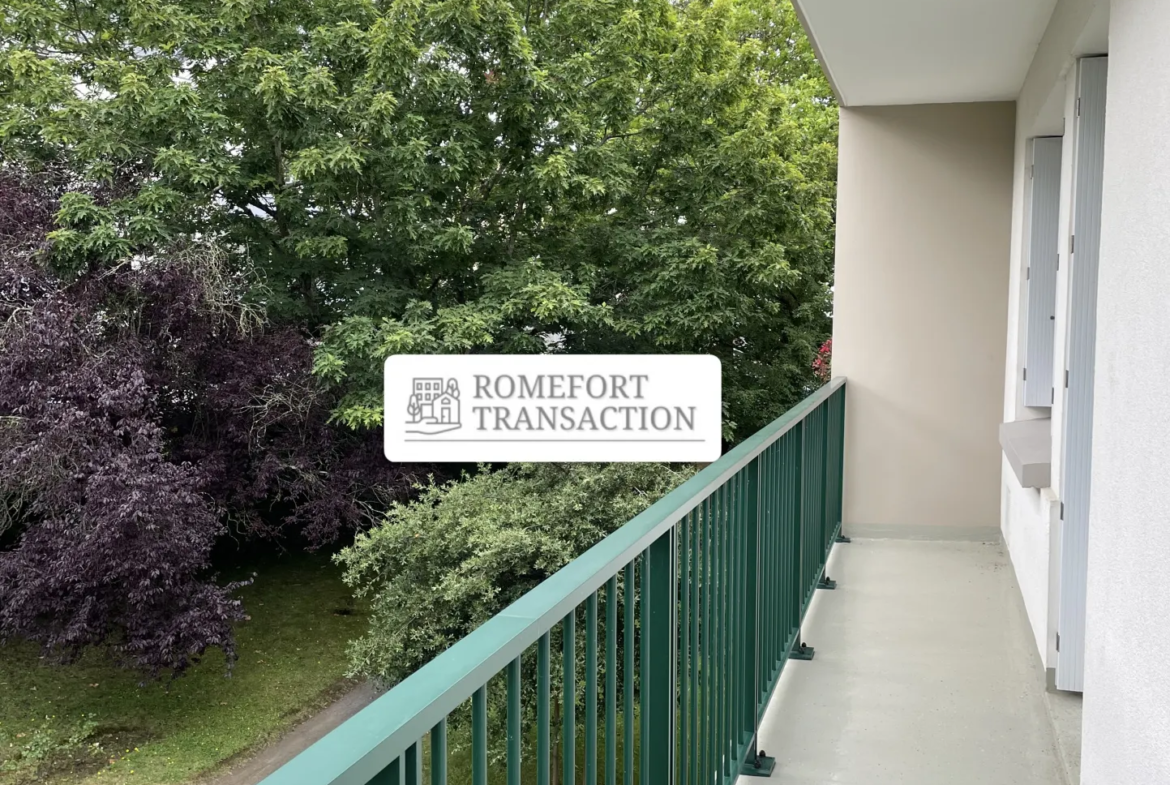 Appartement à Nantes Longchamp avec balcon et box 