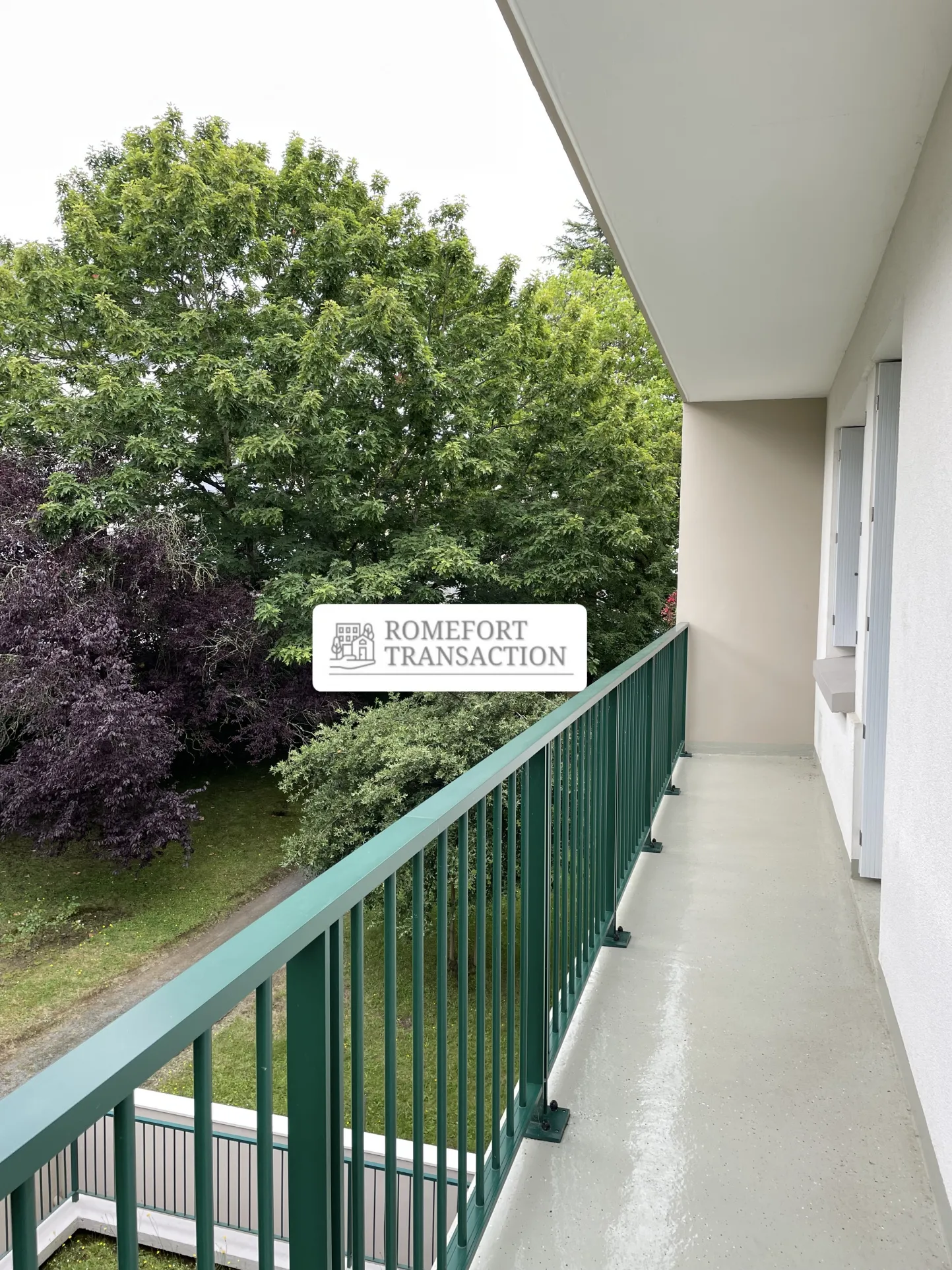 Appartement à Nantes Longchamp avec balcon et box 