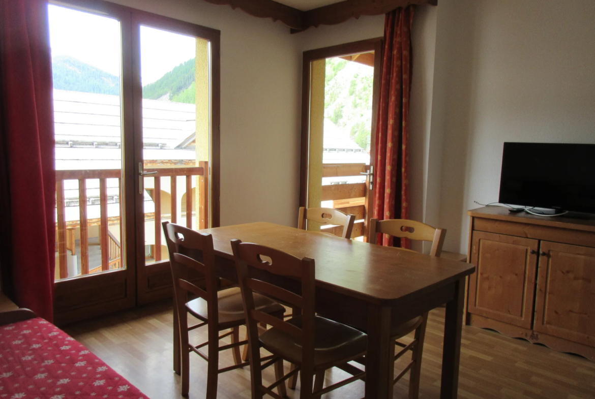 Appartement Type 3 avec Terrasse Sud à Arvieux 