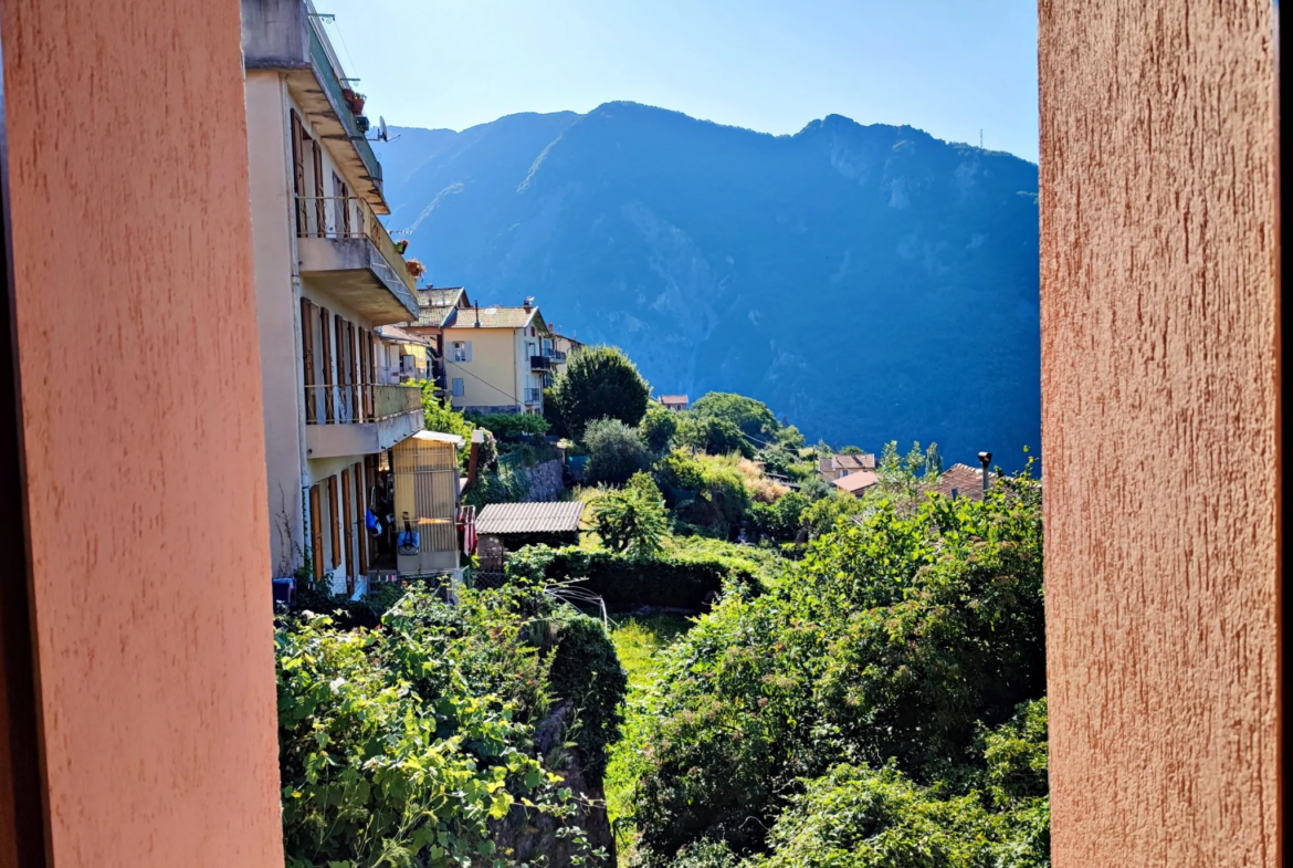 Maison F4 à Belvédère avec balcon 