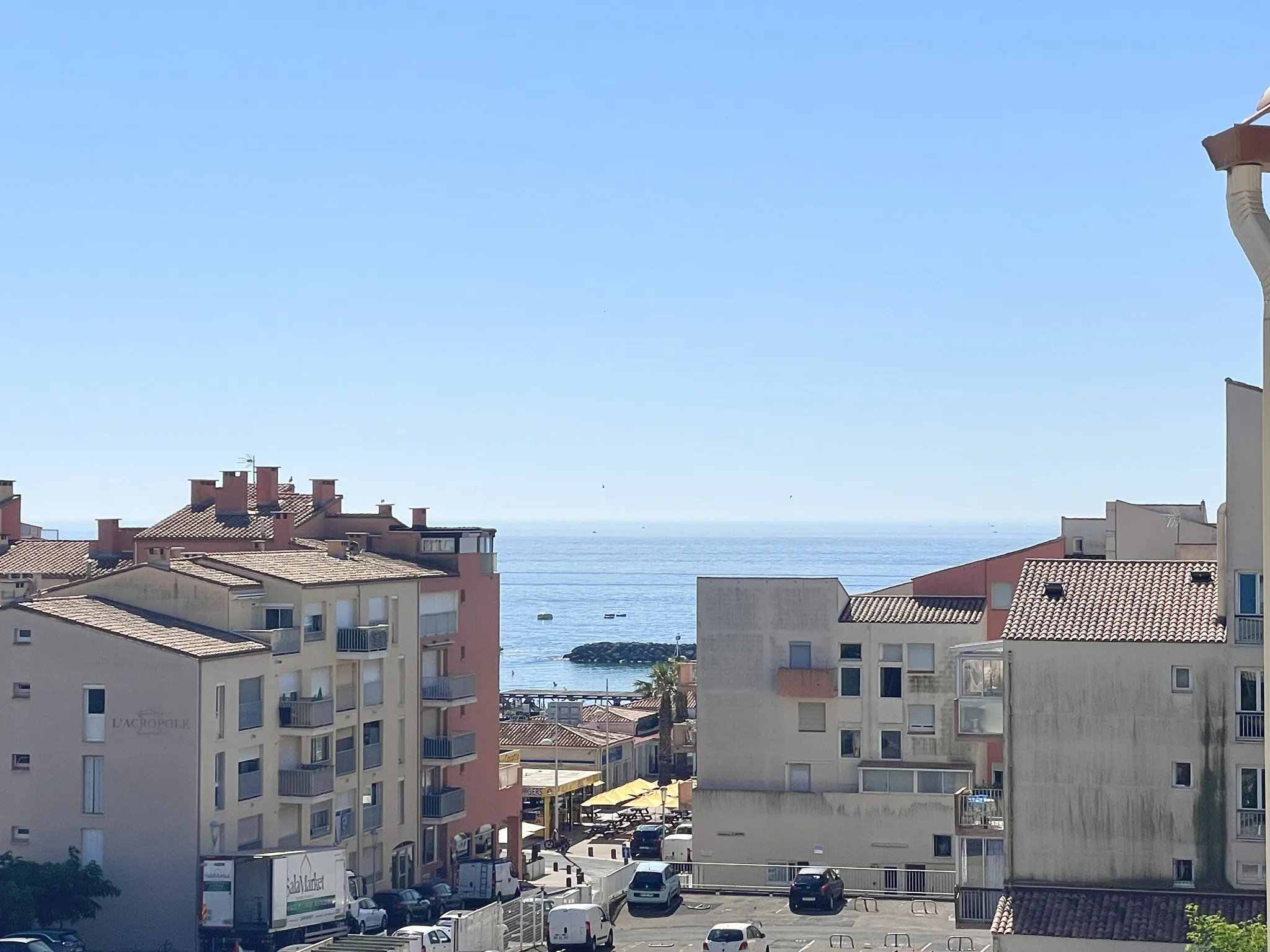 Appartement T2 au Môle avec Vue sur la Mer et Parking Privatif 