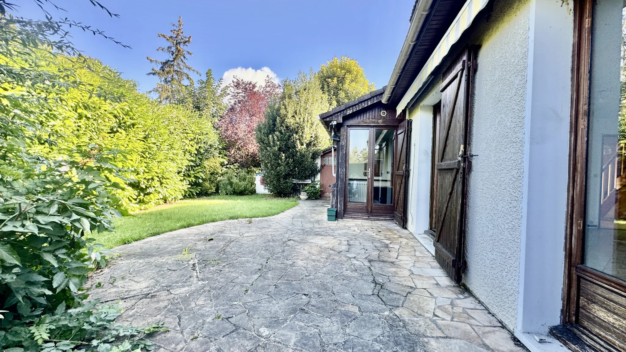 Grande Maison Familiale avec Jardin à Mantes-la-Ville 