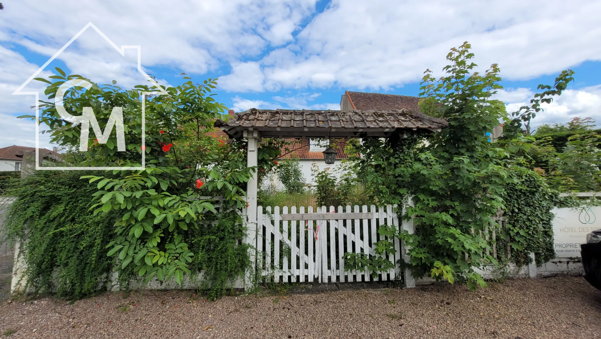 Maison 158m2 avec jardin et dépendances à Pougues les eaux 