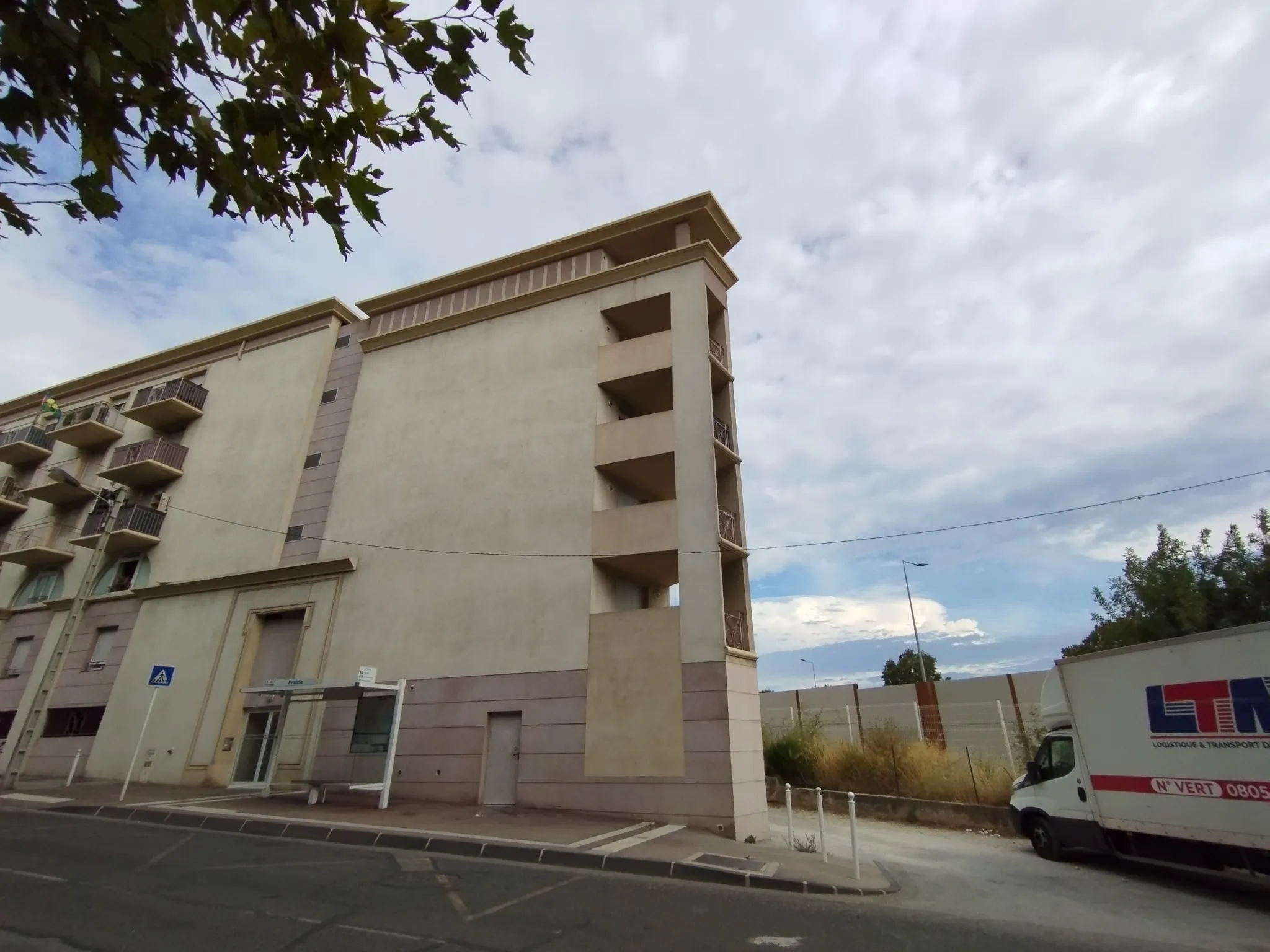 Studio for Sale in Toulon East - 30m2 - €99,000 