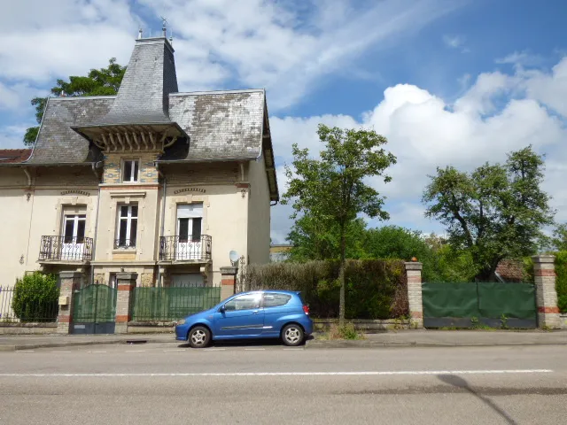 Maison Bourgeoise de Style 1900 à Frouard 