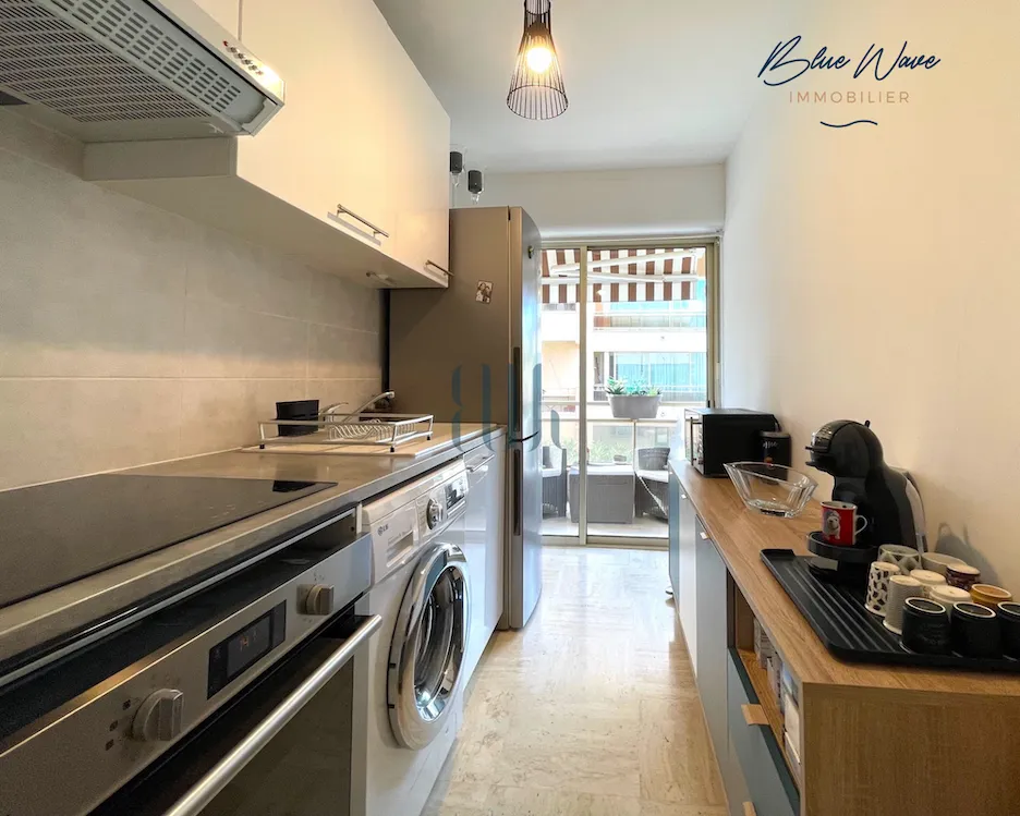 Appartement T2 Climatisé avec Terrasse à Sainte-Maxime 