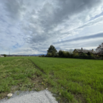 Terrain plat de 1280 m2 à Bordes avec vue sur les Pyrénées