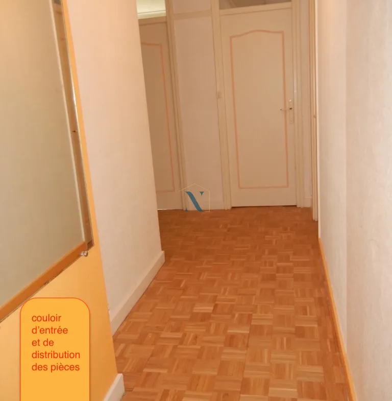 Appartement T4 à La Madeleine avec 3 chambres 