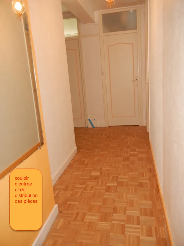 Appartement T4 à La Madeleine avec 3 chambres 