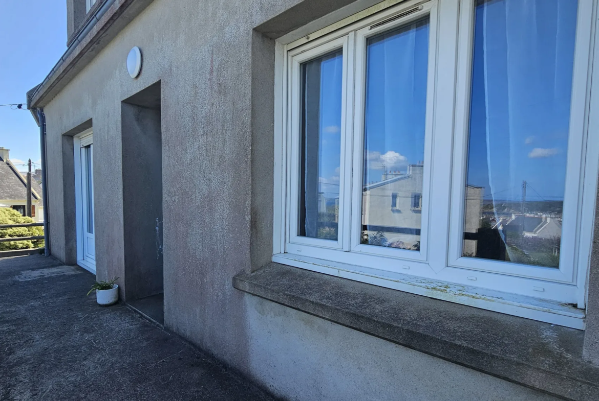 Maison sur 3 niveaux dans quartier calme - Camaret sur mer 