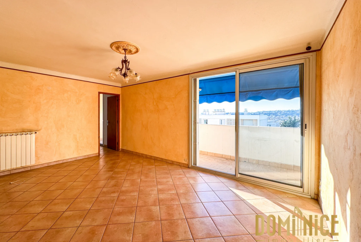 Appartement 4 pièces à NICE OUEST avec balcon et cave 