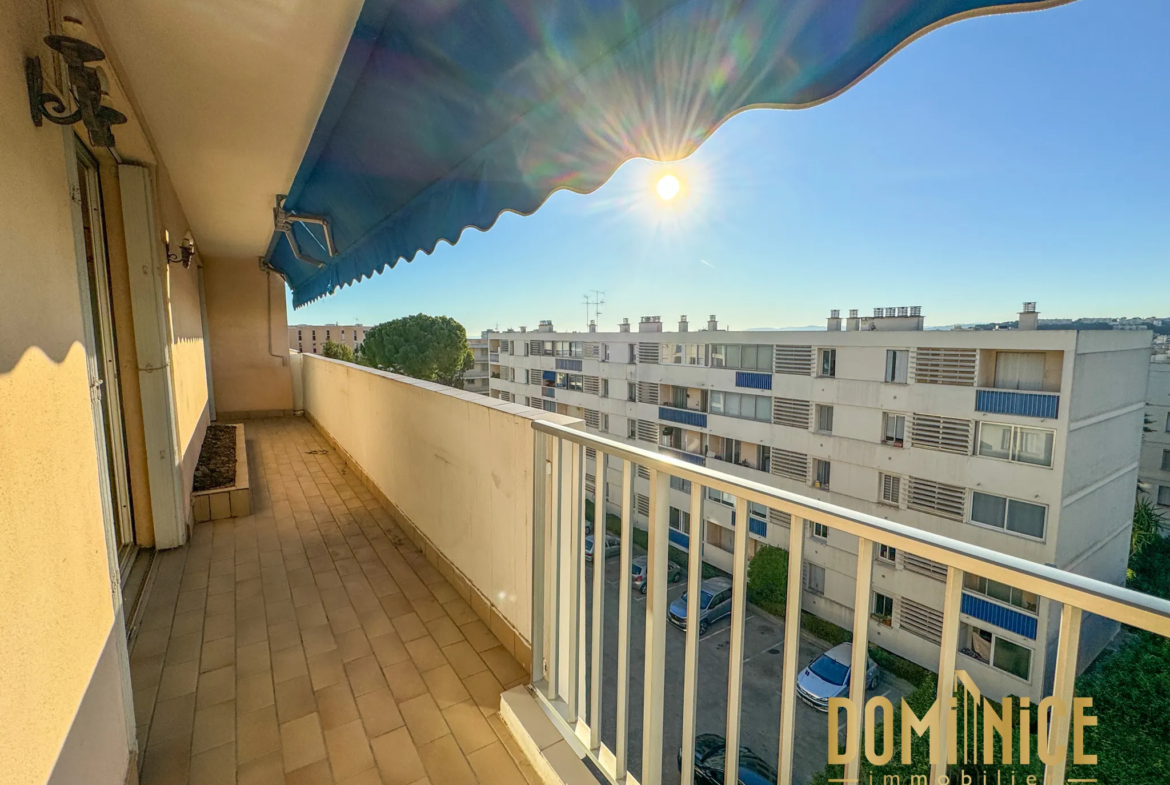 Appartement 4 pièces à NICE OUEST avec balcon et cave 