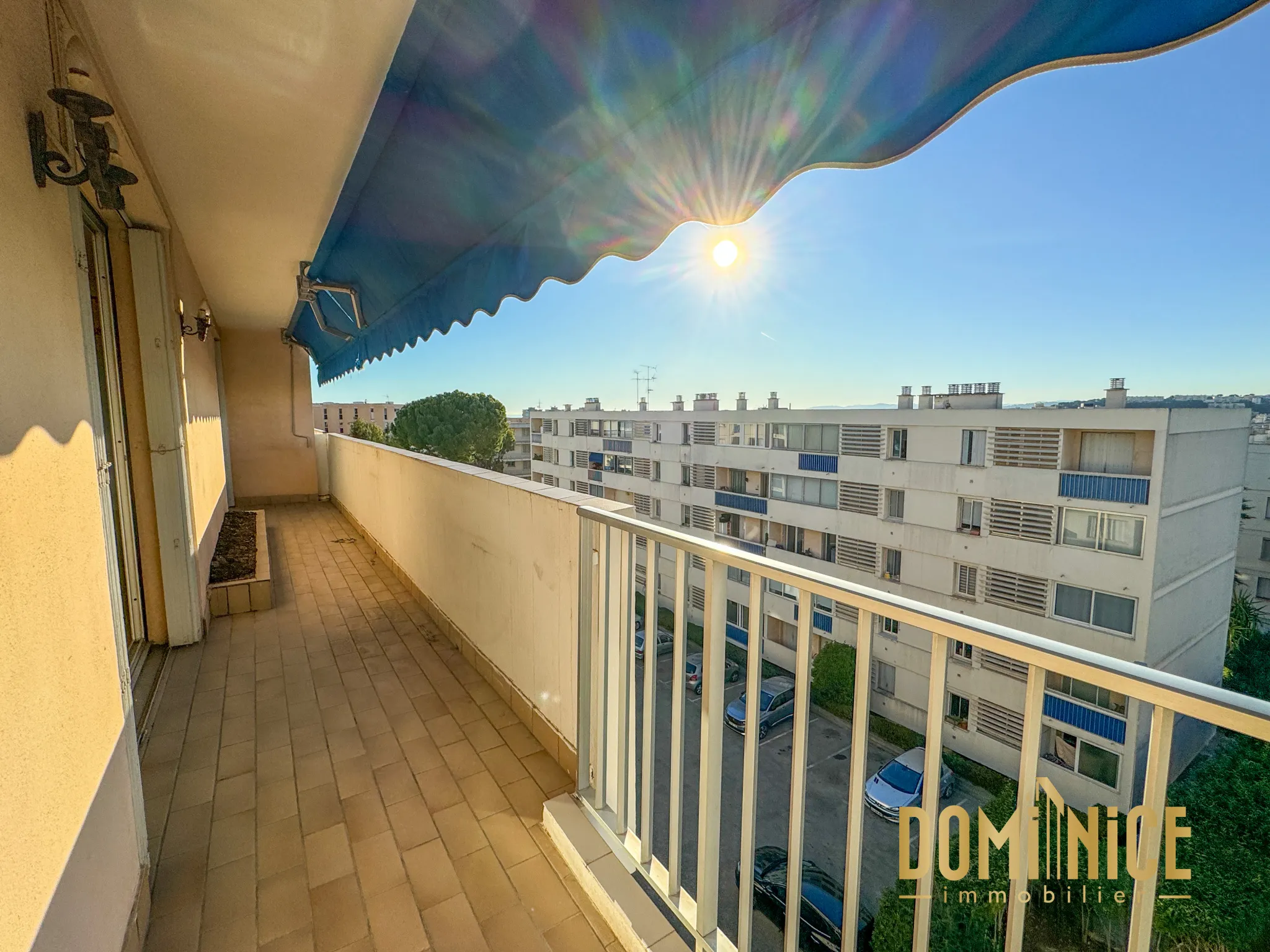 Appartement 4 pièces à NICE OUEST avec balcon et cave 