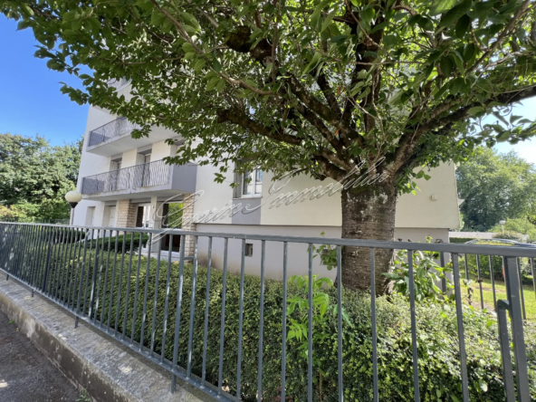 Studio in Nevers with Stunning Nièvre View